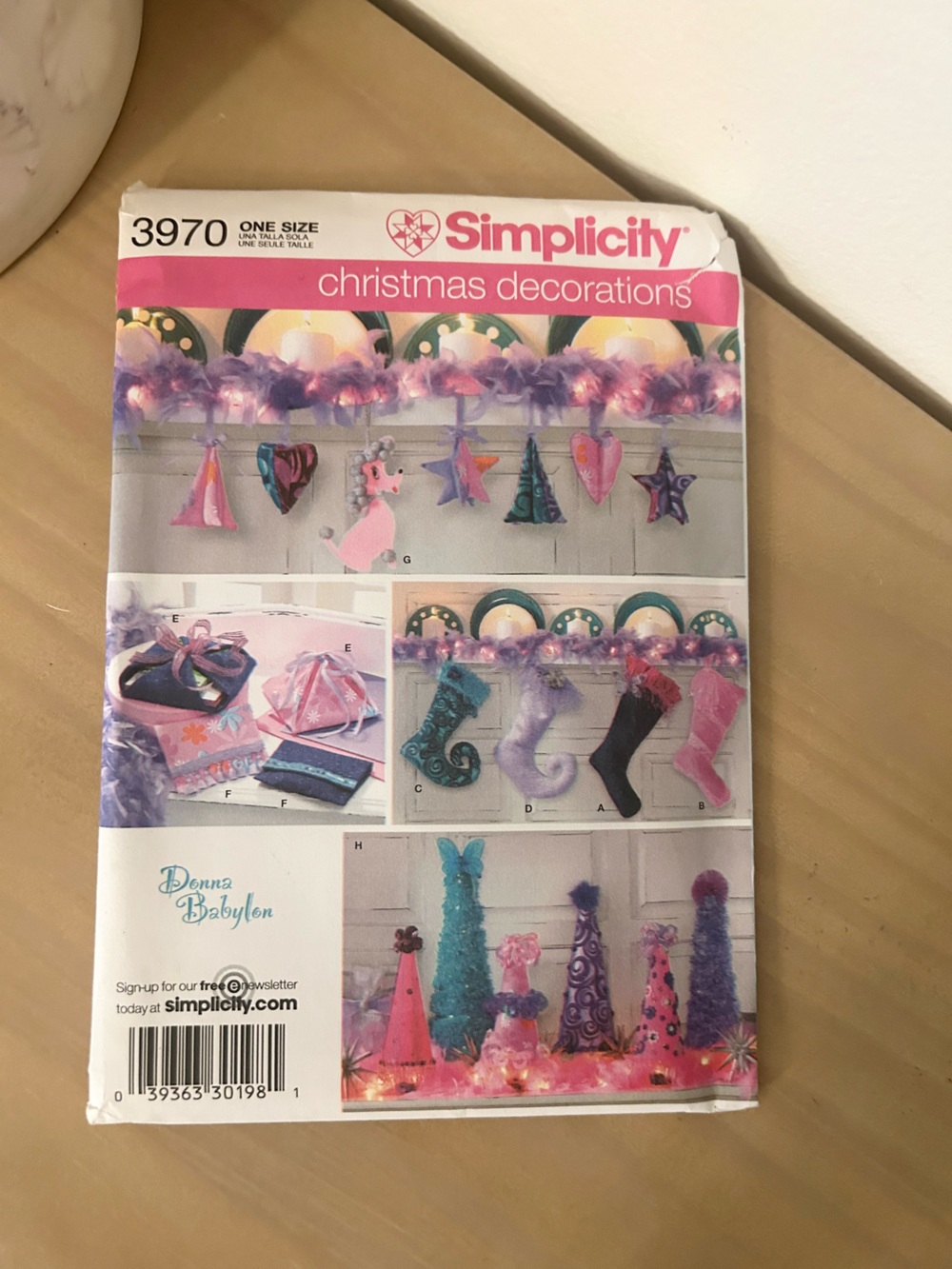 Vintage Simplicity 3970 Christmas Stockings, Gift Bags Ornaments Sewing Pattern